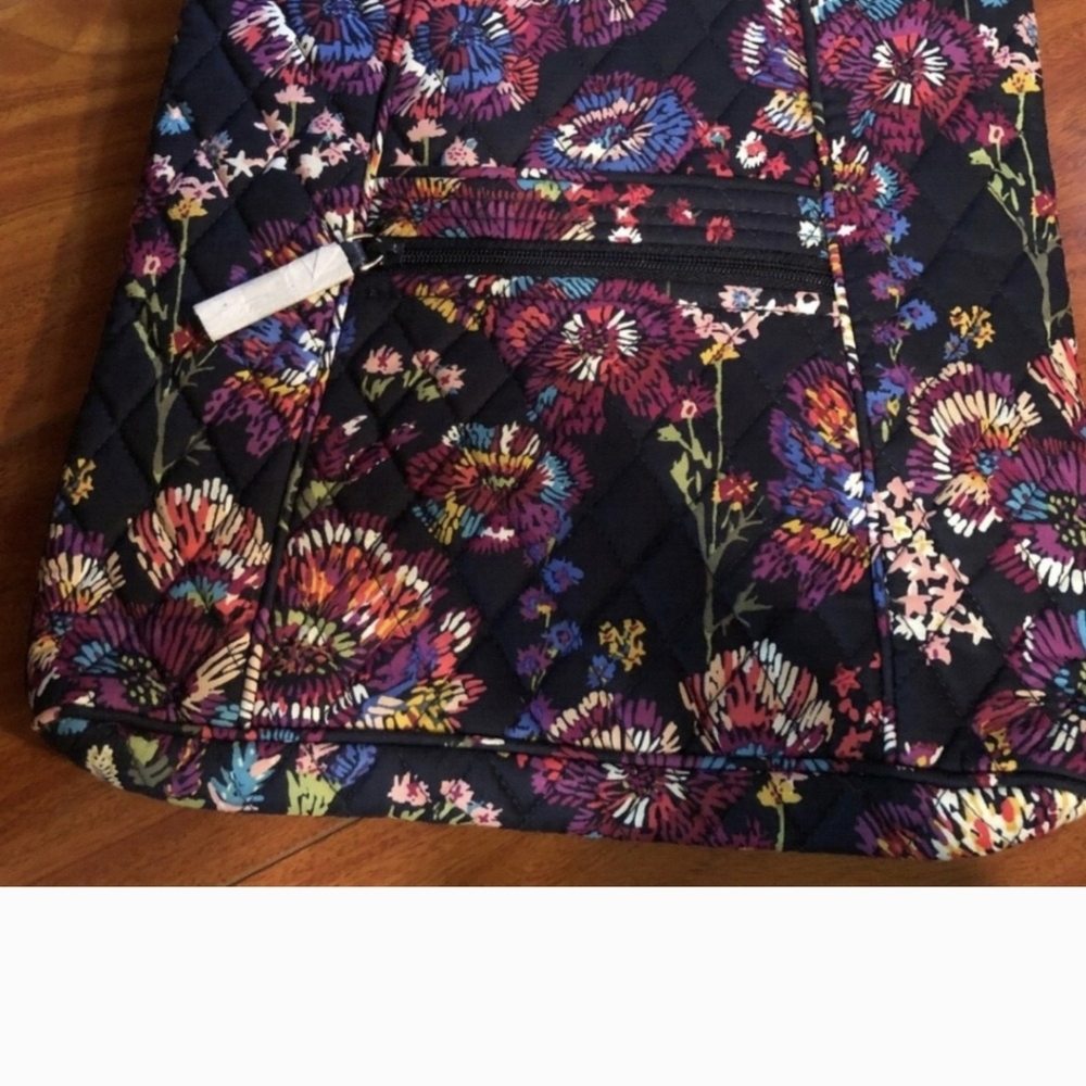 NWT Vera Bradley Hipster Midnight Wallflower
